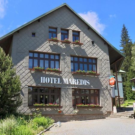 Hotel Maredis Korenov Bagian luar foto